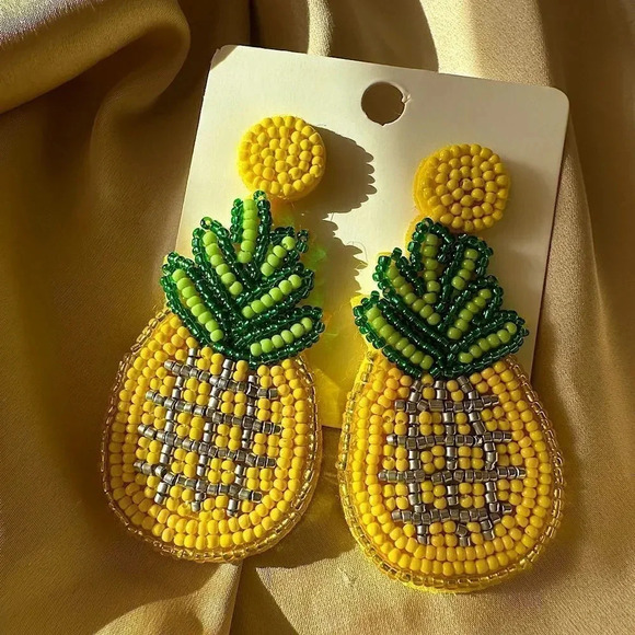 Pineapple Yellow Beaded Earrings - Picture 5 of 7